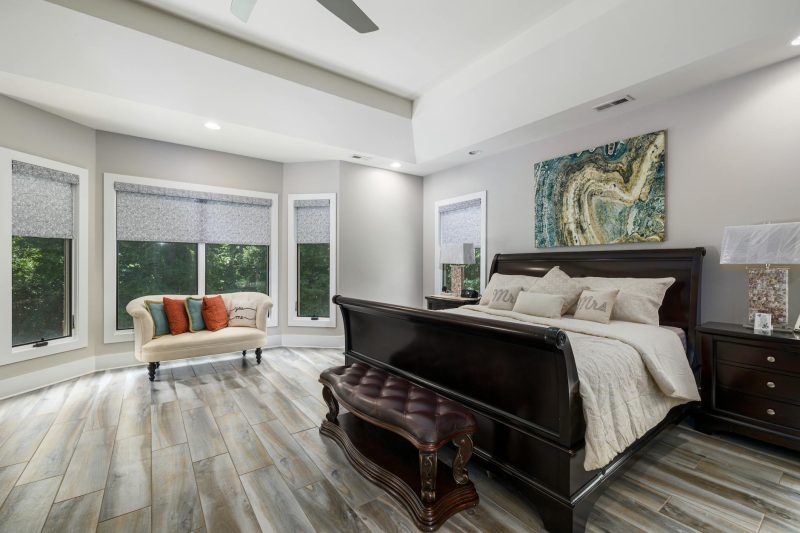 Home 5 Sophisticated modern bedroom featuring luxurious furniture l 1778605256